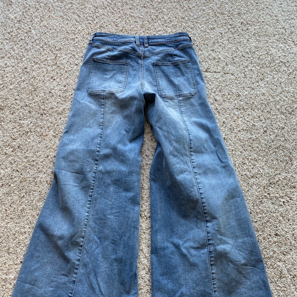 Wide leg jeans